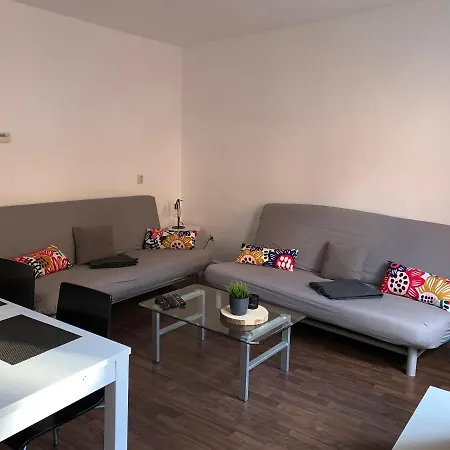 Ferienwohnung Stadt *